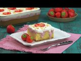 Crémeux jusque dans le coeur : gâteau aux puits de fraises
