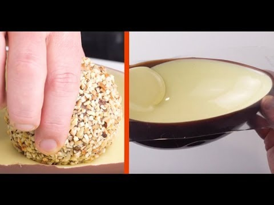 Lâchez la boule dans les noix. Le résultat est fou !