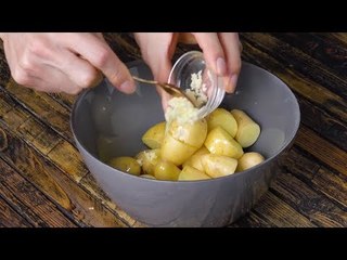 Beaucoup d'ail et plein de saveurs pour ce poulet façon bruschetta
