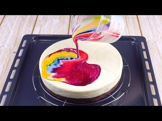 Mettez des gouttes dans le glaçage. Si vous les versez sur le gâteau ? Sublime !