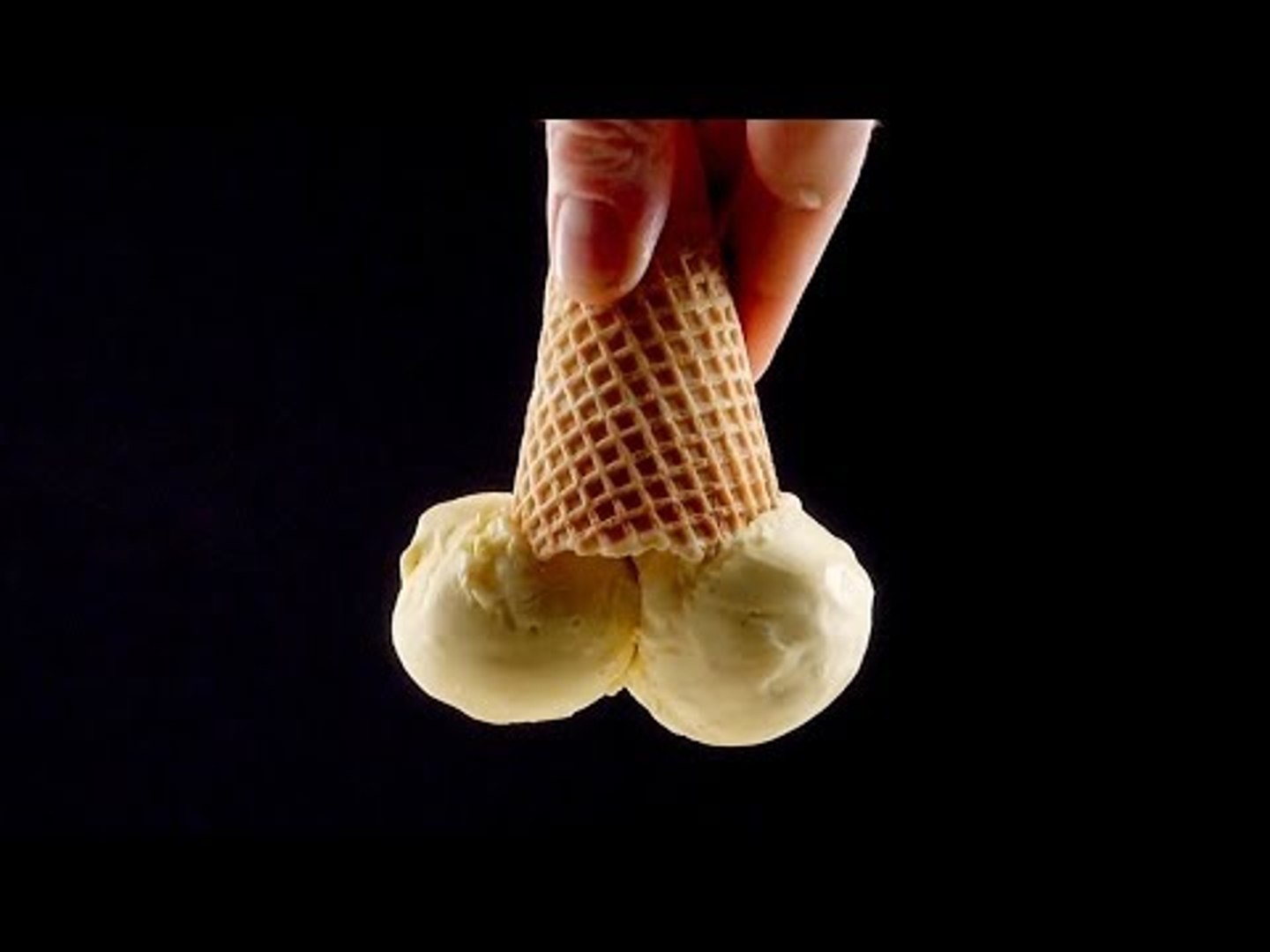 Deposez Les 2 Boules De Glace Dans Un Bol 45 Minutes Plus Tard Le Dessert Parfait Est Pret Video Dailymotion