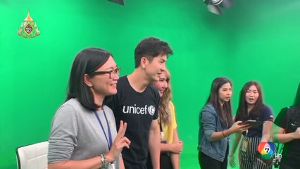 ติ๊ก เจษฎาภรณ์ ร่วมรายการ สนามข่าวบันเทิง พนักงานช่อง 7 แห่ถ่ายรูปเต็มสตูดิโอ | เฮฮาหลังจอ