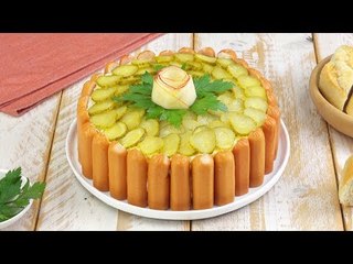 Bolo salgado de batata e salsichas: um clássico alemão com uma nova roupagem
