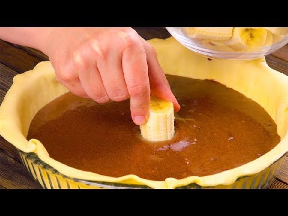 Esta receita de torta de banana e chocolate tem uma surpresa escondida