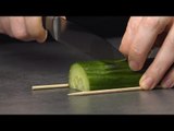 Se você cortar o pepino desta forma, terá uma verdadeira obra de arte.