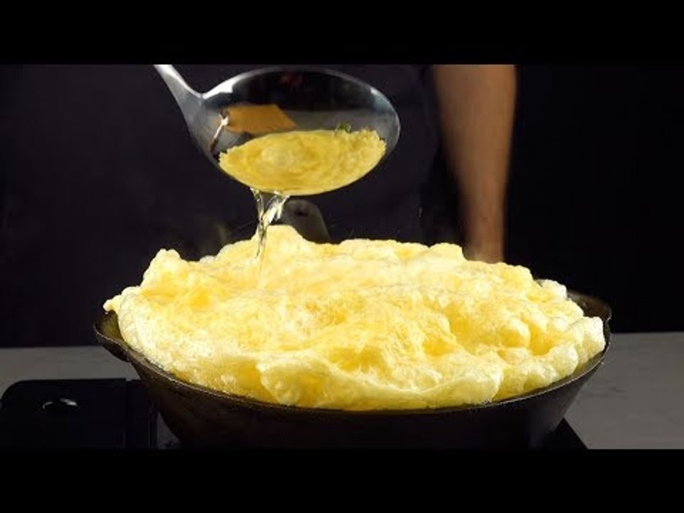Isto literalmente explode na frigideira. Eu nunca vi algo assim.