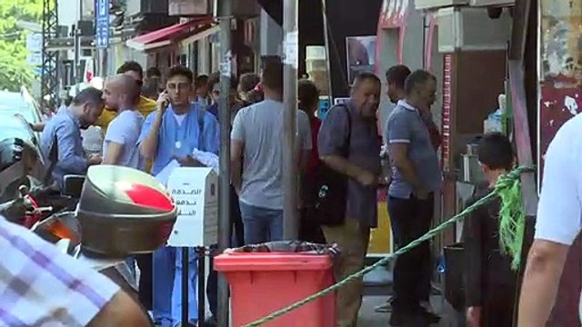 قيود وضغوط متزايدة على اللاجئين السوريين في لبنان لدفعهم إلى المغادرة