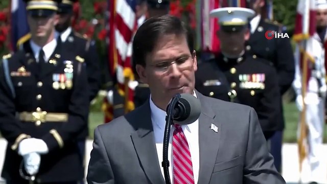 - ABD’nin yeni Savunma Bakanı Esper yemin etti- Mark Esper, için Pentagon’da yemin töreni düzenlendi- Türkiye’nin Washington Büyükelçisi Kılıç, Esper’i tebrik etti