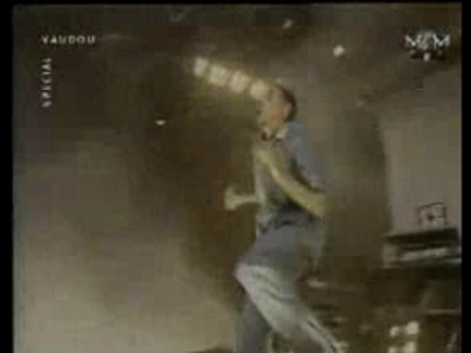 The Prodigy - Live @ Phoenix Festival '96 (04) Funky Shit