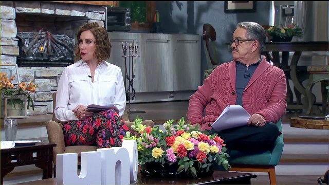 Ricky Martin celebra con los ojos hinchados la renuncia del gobernador de Puerto Rico.