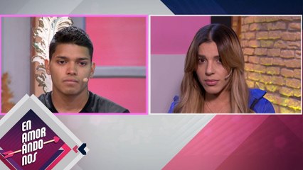 ¡Yua SIGUE ENGANCHADO con su flechada Kris! | Enamorándonos