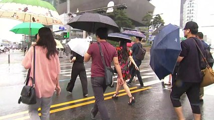 [날씨] 수도권·영서에 집중호우, 모레까지 300mm 더 온다 / YTN