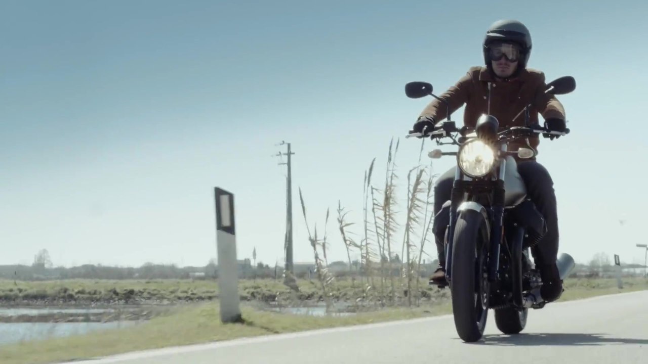 Moto Guzzi V7 III Rough Trailer