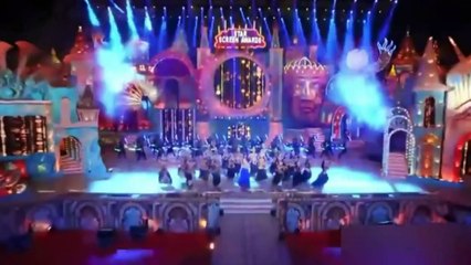 Mere Raske Qamar Song Award dance by ileana d-cruz