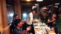 [Vidéo] Le toast pour sa victoire que Nairo Quintana a fait lors du dîner de l'équipe Movistar
