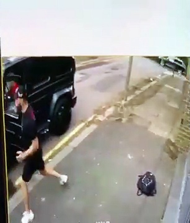 Vidéo de l'agression de Özil & Kolasinac (Car-jacking à Londres)