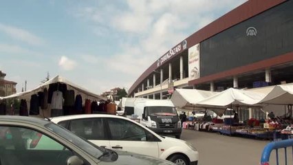 Halk pazarı 20 yılın ardından dua ile açılmaya başlandı