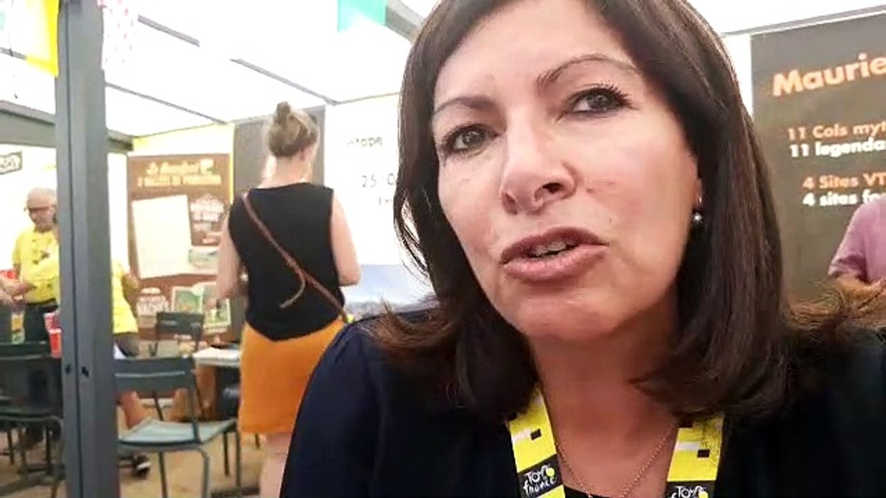 Anne Hidalgo à Saint-Jean-de-Maurienne : « J'aime le vélo, j'aime la Savoie »