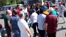Yolun karşısına geçmek isteyen yaşlı adama otomobil çarptı
