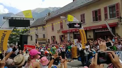 Tour de France 2019 : le départ fictif de Saint-Jean-de-Maurienne