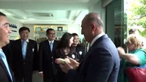 Dışişleri Bakanı Çavuşoğlu, Chiang Mai Ticaret Odası Başkanı Pitakanonda'yla görüştü - CHIANG MAI