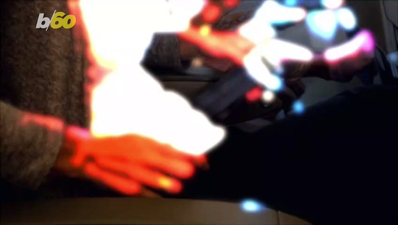 These Are The Things Flight Attendants Notice on Planes That You Probably Don’t