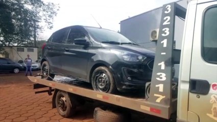 Carro roubado em Porto Alegre é abandonado na BR-163, em Santa Maria