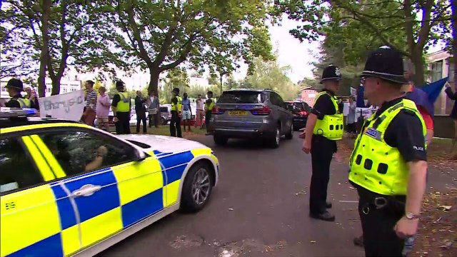 Boris to start recruiting new police within weeks