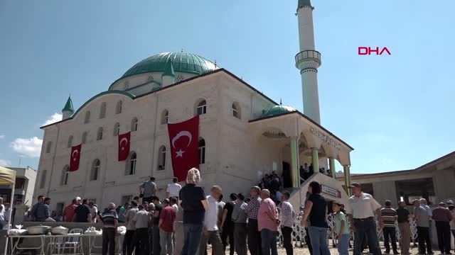 Binali Yıldırım, Eskişehir'de cami açılışına katıldı