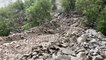 À La Grave (Hautes-Alpes), des coulées de boue coupent la circulation de la route départementale