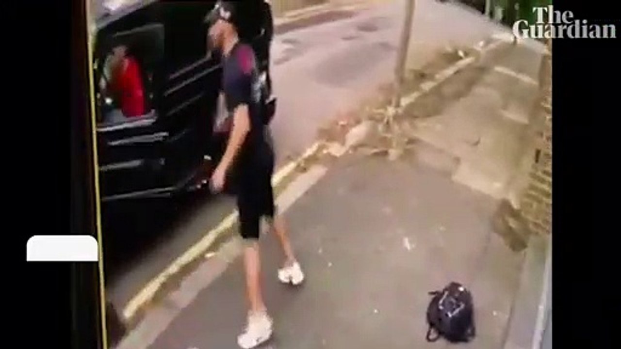 Arsenal’s Sead Kolasinac fights off armed men robbing Mesut Özil’s car