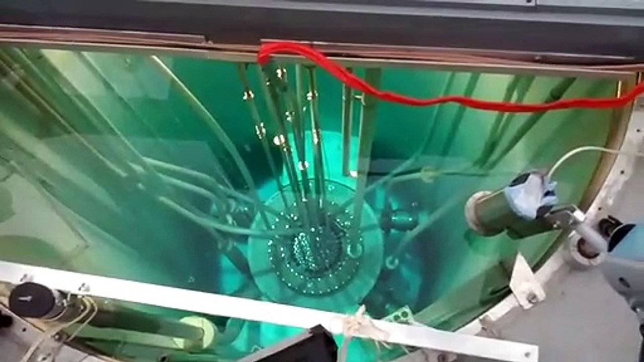 Test d'un réacteur nucléaire dans une centrale en Russie..