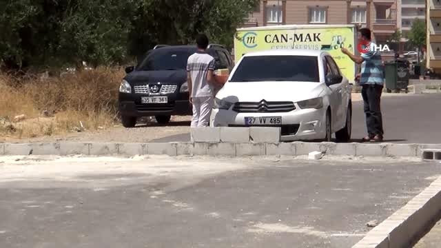 'Tapulu arazim' deyip yolu kapattı