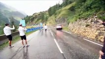 Tour de France: tappa interrotta per il maltempo, Bernal nuova maglia gialla