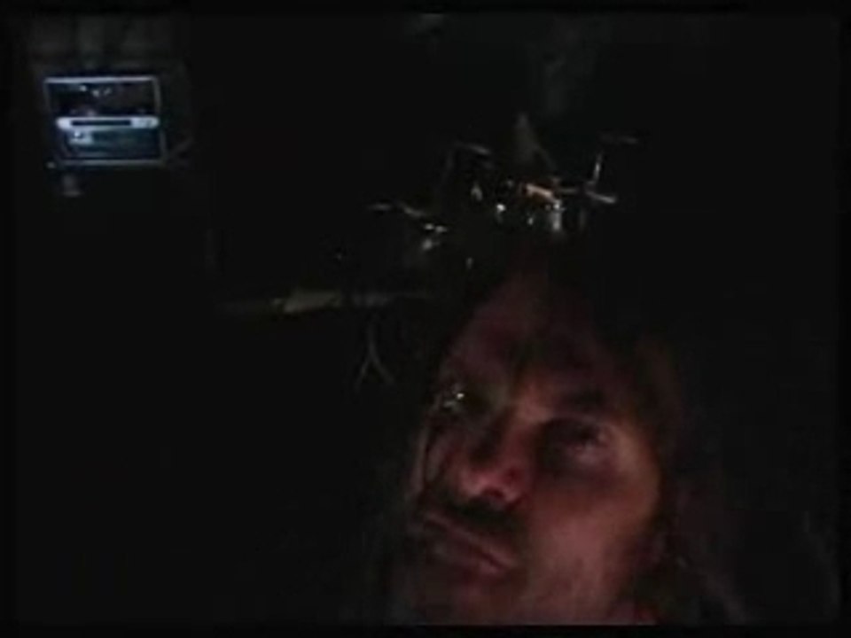 Six Feet Under - Dead And Buried