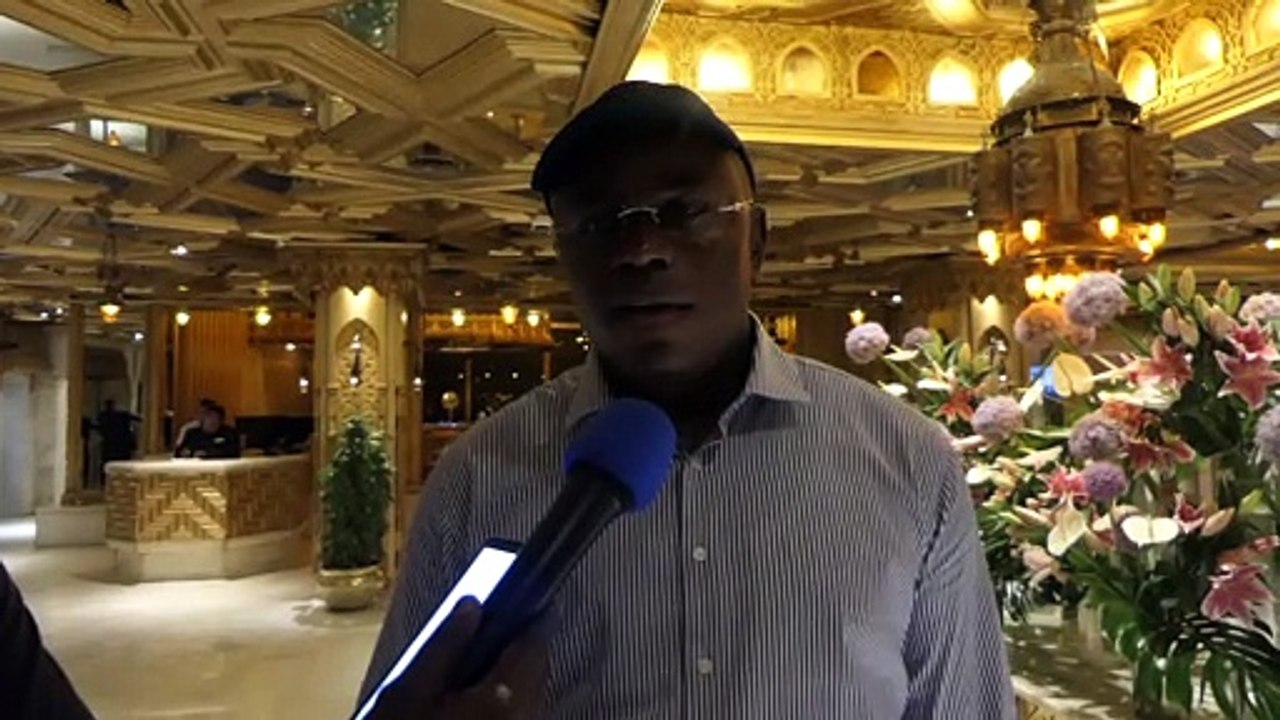 Matar Ba Ministre Des Sports du Sénégal sur les lions