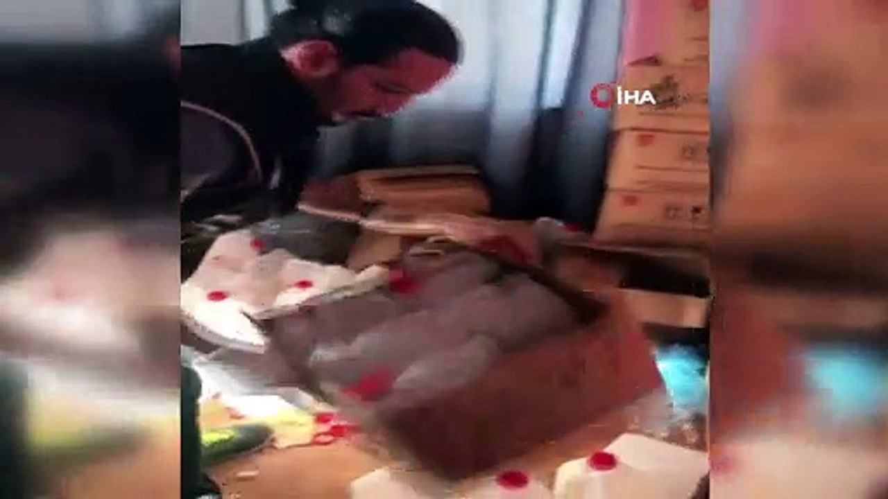 Alanya’da içki imalathanesi gibi eve polis baskını kamerada