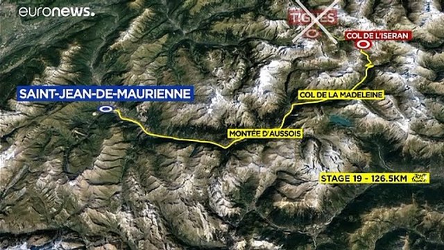 Непогода приостановила Тур де Франс