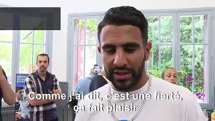 Riyad Mahrez, décoré par la ville de Sarcelles, se dit "touché"