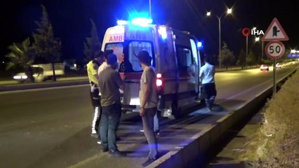 Azerbaycanlı öğrenciler kiraladıkları otomobil ile kaza yaptı: 4 yaralı