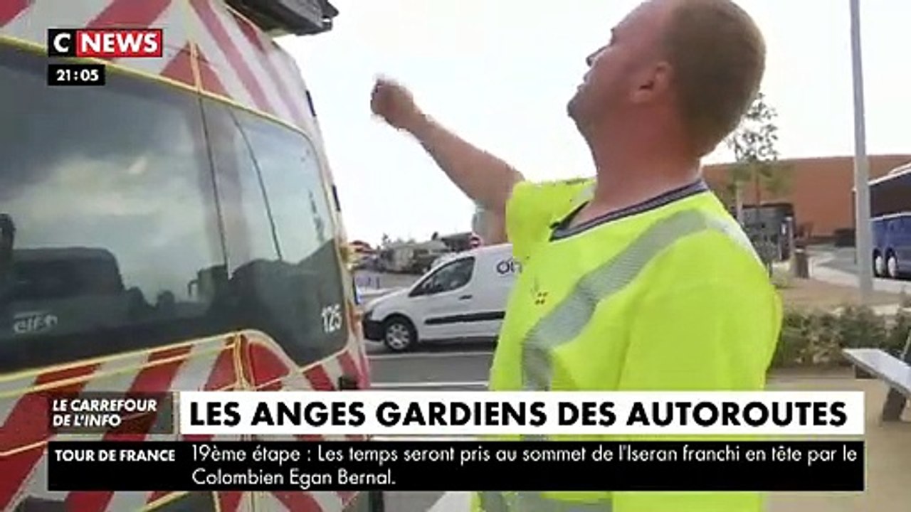 Départs en vacances: Les patrouilleurs assurent la sécurité des automobilistes sur les autoroutes - VIDEO