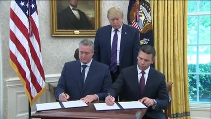 Trump consigue que Guatemala acepte sus medidas migratorias