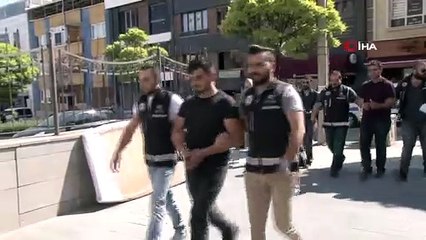 Sosyal medyadan silah kaçakçılığı yapan şahıslar yakalandı