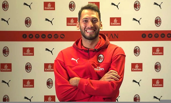 A chat with: Hakan Çalhanoğlu