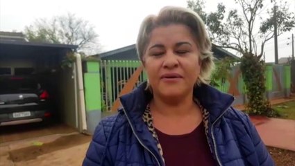 Mulher reclama de cães abandonados no Cascavel Velho