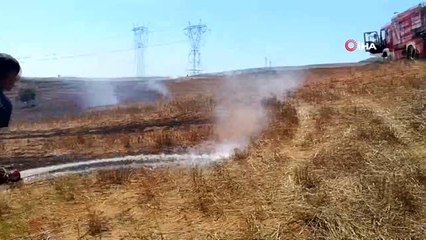 Tarlada yakılan anız 300 dönümlük alana yayıldı