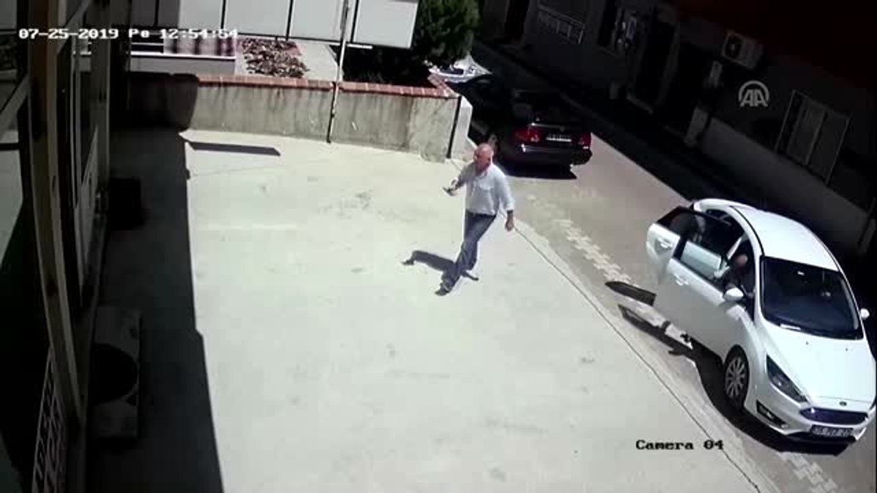 Kemalpaşa belediye başkanı hakkında iş yeri baskını ve tehdit iddiası