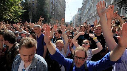 Tải video: Массовые задержания в Москве