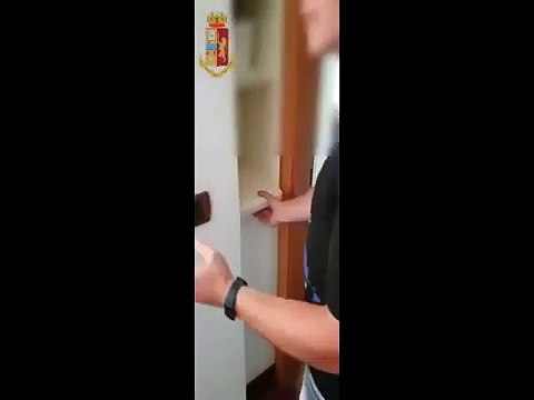 Roma - Nascondeva cocaina nelle parti intime arrestato insieme a cliente (27.07.19)