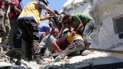 İdlib'e hava saldırıları: 14 ölü - ERİHA